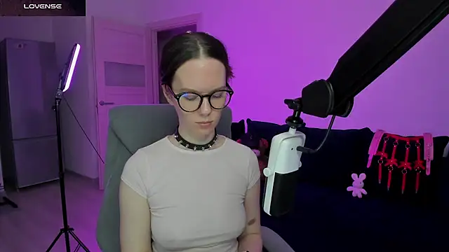 Goddess_of_Fertility webcam