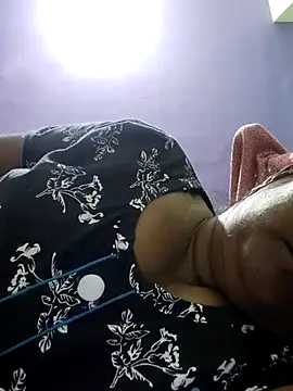 yamini1431 - Yamini1431's free webcam - UK Sex Cams