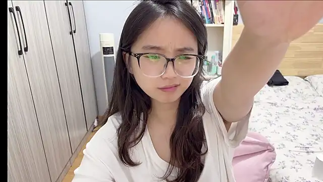 美女Hmm_0303在线直播