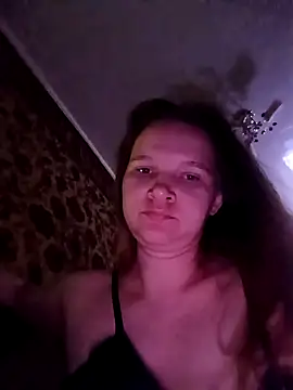 Augustina_Crys webcam