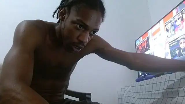 Larry-n-clouds webcam