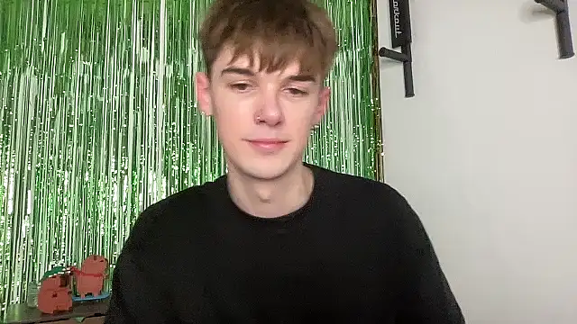 yourmilkyguy (M twink) - show pube zone