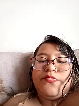 AsshleyVillaloboss webcam