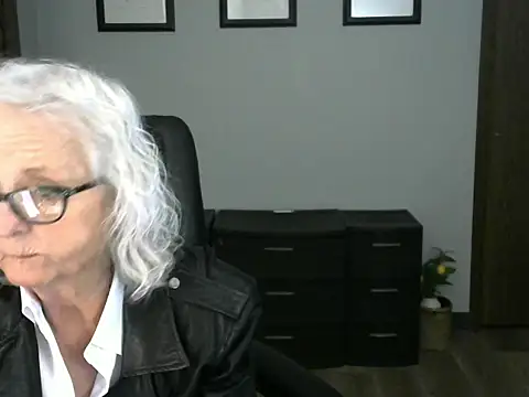 JoleneDelacroix webcam