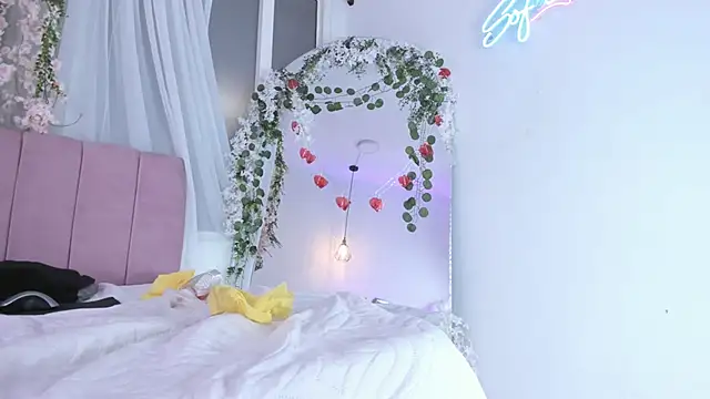 nicky_bonny18 webcam