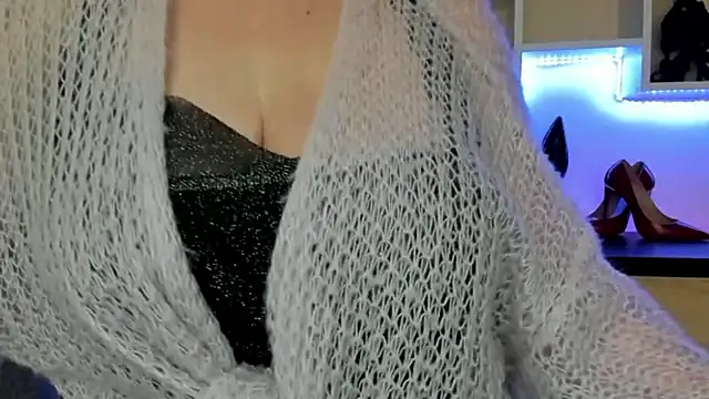 feliziaDesire webcam