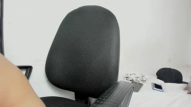 Laura_and_Kevin webcam