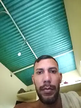 UnreadyChutzpa webcam