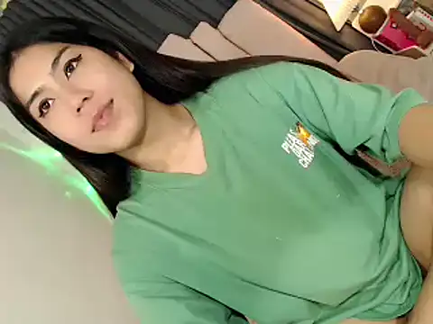 sexygoddess2999 webcam