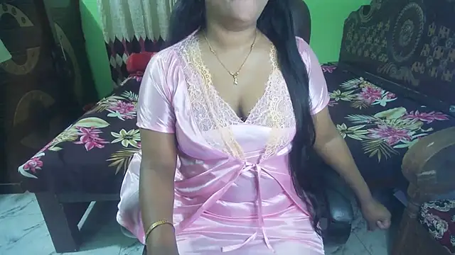 BengaliQueenStar webcam