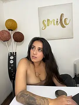 Antonella_Julieta webcam