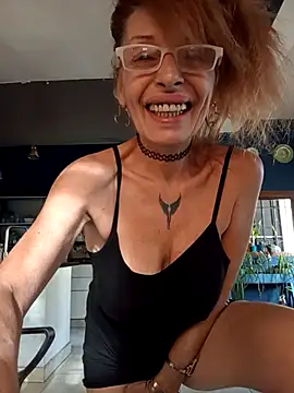 Webcam Model (FrozenWaffle)  is live.Free join now!