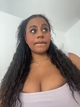 charlotteeruss webcam