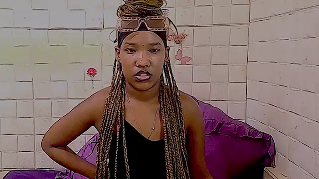 EroticSexyPrada webcam