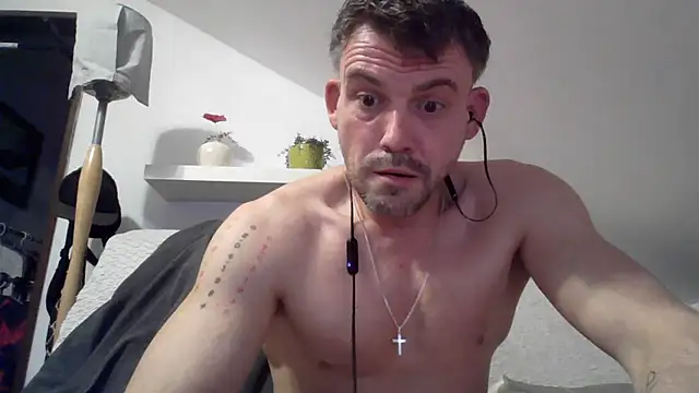 Cambitchboy webcam