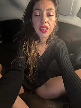 Amani_thewolf webcam