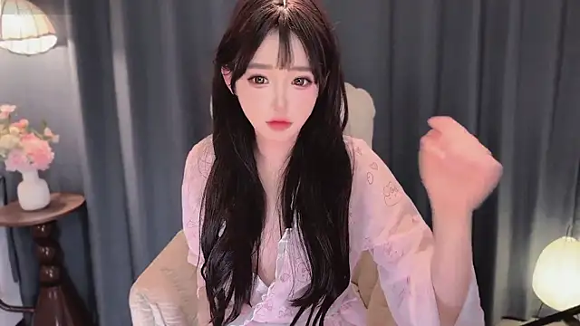 美女Yaiyigirl在线直播