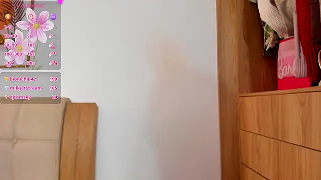 ashley_black6 - Ashley_black6's free webcam