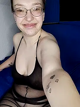 Isabella_Geney webcam