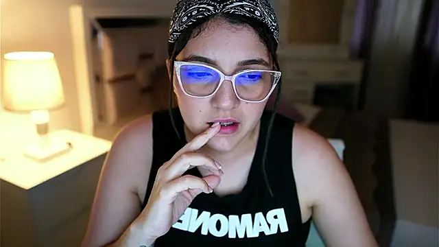 Camilaa_bueno webcam