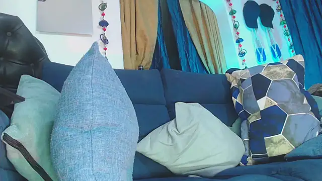 ElCaballeroNegro24 webcam