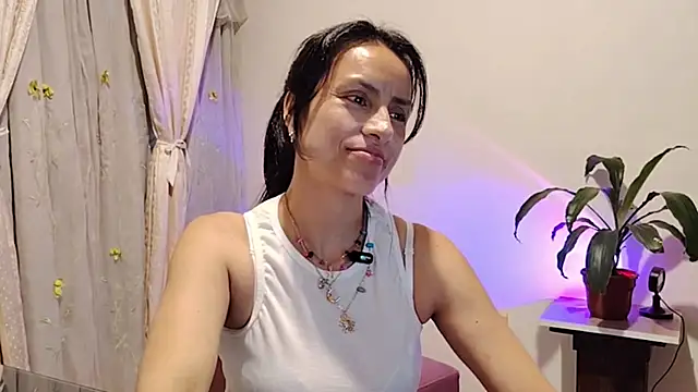 Bella_Exhibition webcam