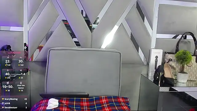 MonzerratBoyer webcam