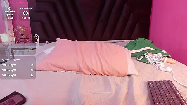 EbonyCoWorker webcam