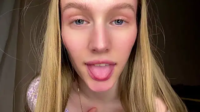 Viktoria_Vibes webcam