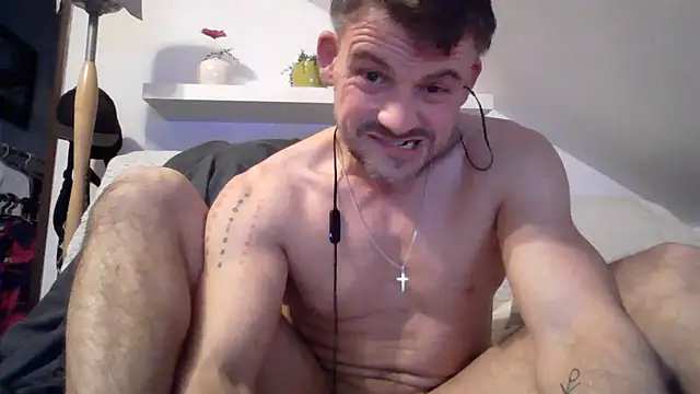 Cambitchboy webcam