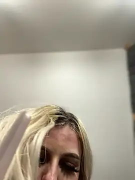 Steffi_Snowbunny webcam