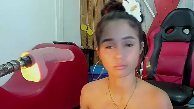 MarianaManzur webcam