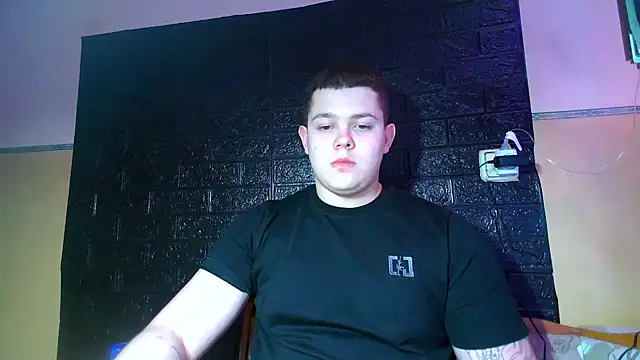 CuteButNaughty_ webcam