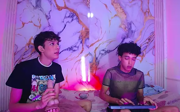 Pleasure_boys_hot webcam
