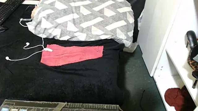 SweetHotBabby18 webcam