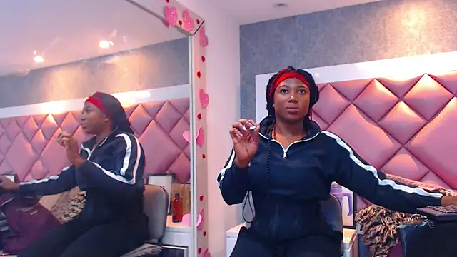 Thegreatonelady webcam