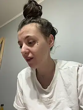 bunnythetailor webcam