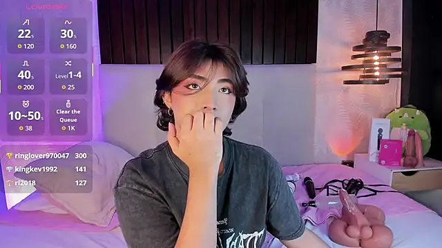 Creamy_Angelo webcam