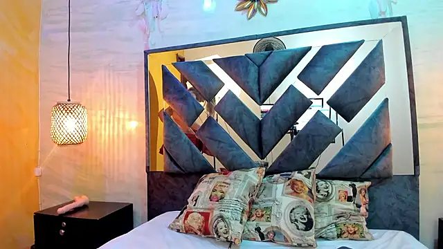 annie_vega17_ webcam