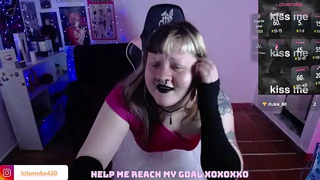 Bdsm_and_fries webcam