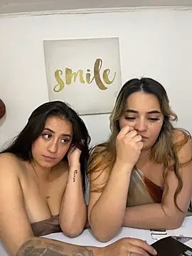 Antonella_Julieta webcam