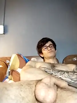 Loggan_donnelly webcam