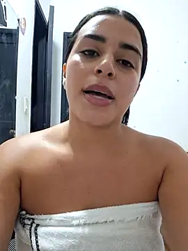 Webcam Model (Maite_4)  is live.Free join now!