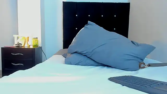 kathyajhonss - Kathyajhonss's free webcam - UK Sex Cams