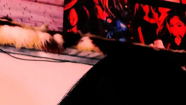 indian_dreamgirl webcam