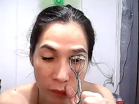 bigdicktrans (T milf) - hi  guys  give  tips  for any  request