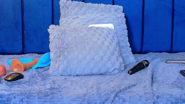 kiaratentation - Kiaratentation's free webcam - UK Sex Cams