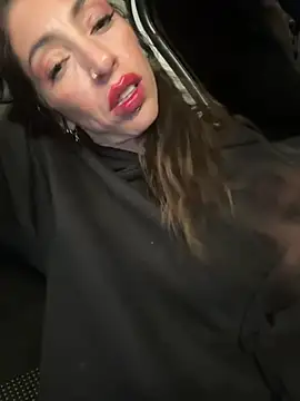 Amani_thewolf webcam