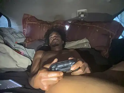 SlimeCrownzOut5 webcam