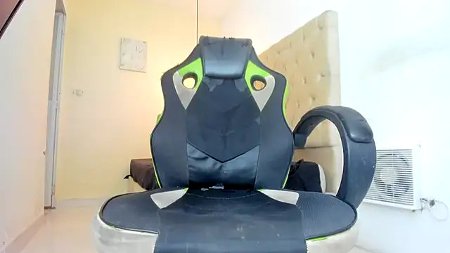 Darkknightx01 webcam